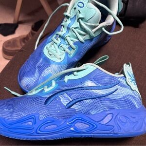 Puma Blue and Teal Athletic Shoes